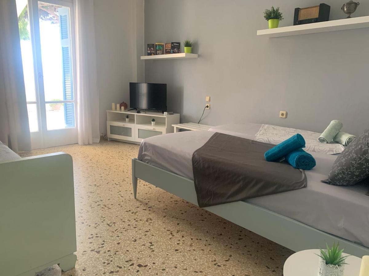 Villa Loula Apartment II Poros Town Exterior photo